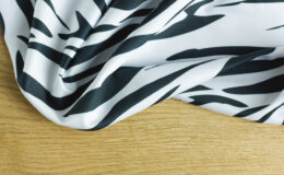 Poliészter szövet a Szakatex méteráru boltban